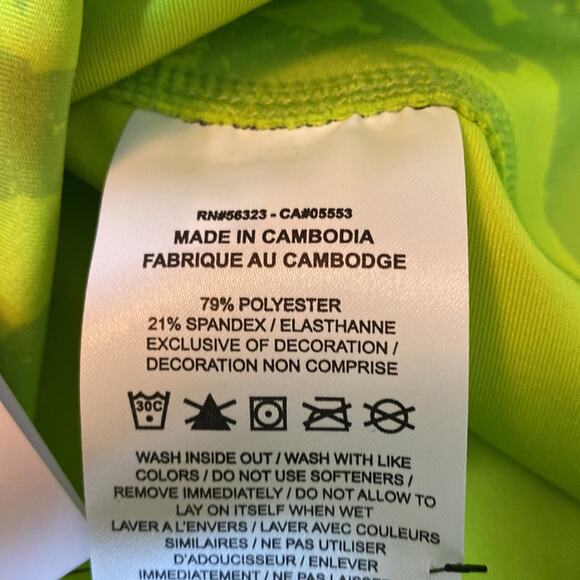 Nike One Luxe Icon Clash Training Shorts Green Pull-On Stretch Size Small NWT - Picture 10 of 10